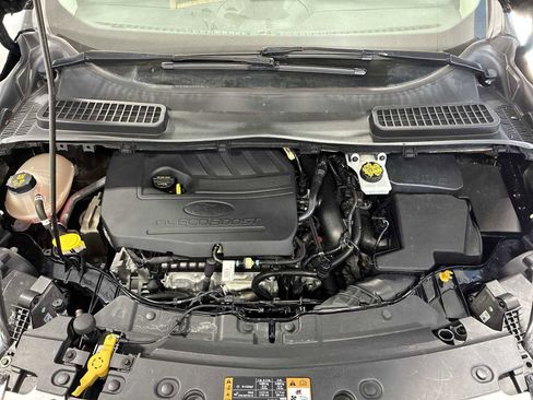 Used 2018 Ford Escape SEL image 17