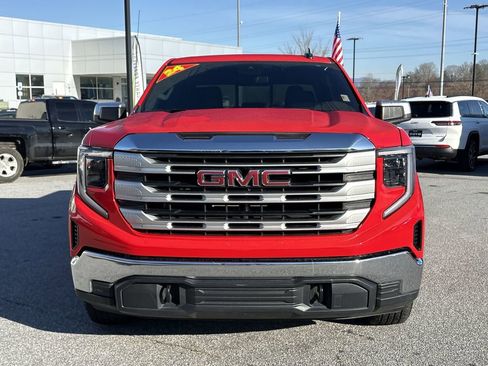 Used 2024 GMC Sierra 1500 SLE w/ Preferred Package image 5