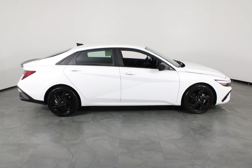 Certified 2026 Hyundai Elantra Sport FWD image 12