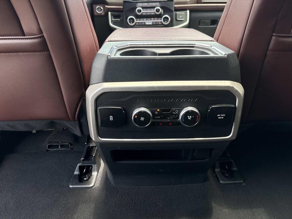 Used 2024 Ford Expedition Limited RWD image 20