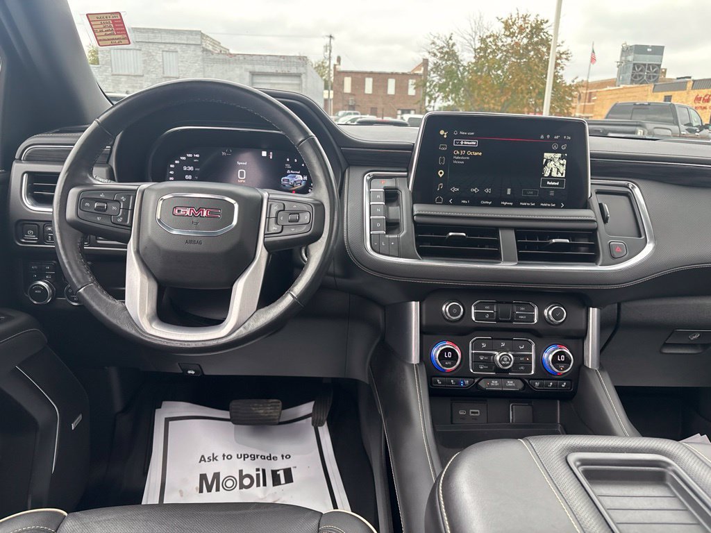Used 2022 GMC Yukon XL SLT w/ SLT Premium Package AWD/4WD image 37