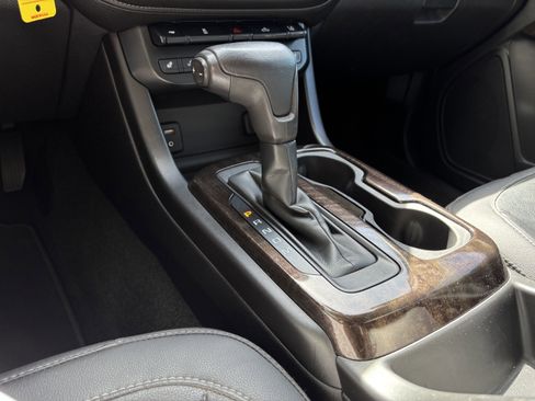 Used 2016 GMC Canyon SLT AWD/4WD image 25