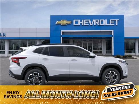 New 2026 Chevrolet Trax LT image 5