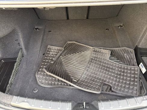 Used 2017 BMW 330i xDrive Sedan w/ Premium Package image 19