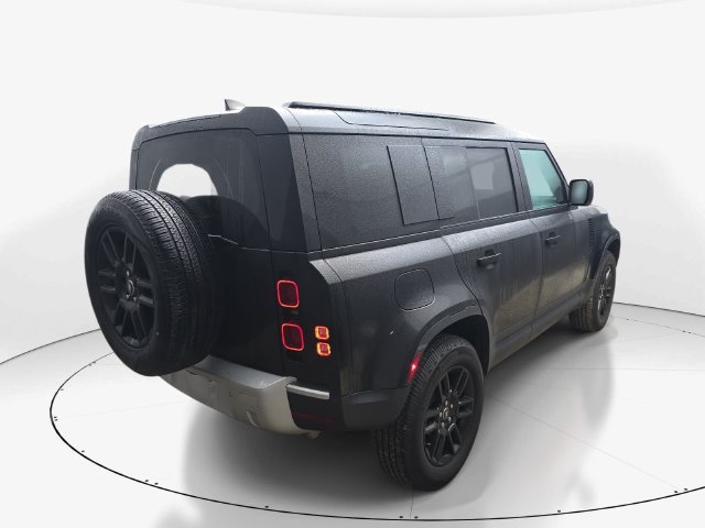 Used 2025 Land Rover Defender 110 S AWD/4WD image 6