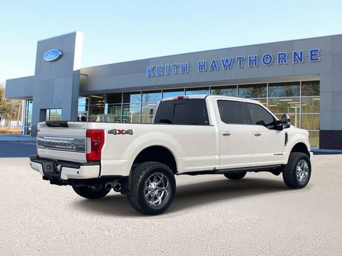 Used 2017 Ford F350 Platinum w/ Platinum Ultimate Package image 6