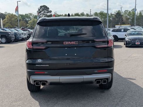 Used 2025 GMC Acadia Elevation FWD image 4