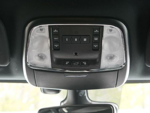 Used 2021 Jeep Grand Cherokee Limited w/ Quick Order Package 28K 80th AWD/4WD image 24