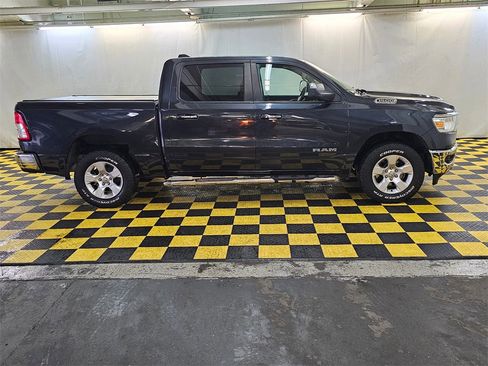 Used 2019 RAM 1500 Big Horn image 2