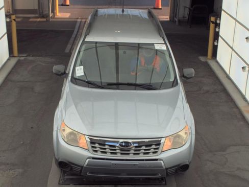 Used 2012 Subaru Forester 2.5X w/ Alloy Wheel Pkg image 2