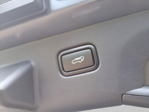 New 2025 Kia EV6 Wind image 23