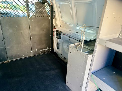 Used 2013 Ford E-150 and Econoline 150 image 30