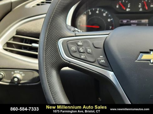 Used 2023 Chevrolet Malibu LT image 26