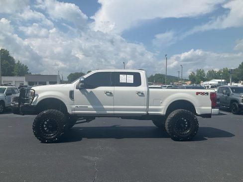 Used 2021 Ford F350 Platinum AWD/4WD image 8