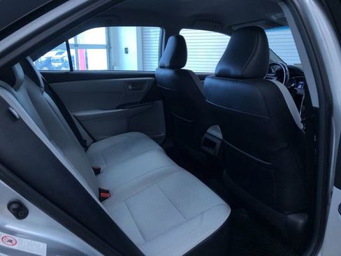 Certified 2016 Toyota Camry SE image 22