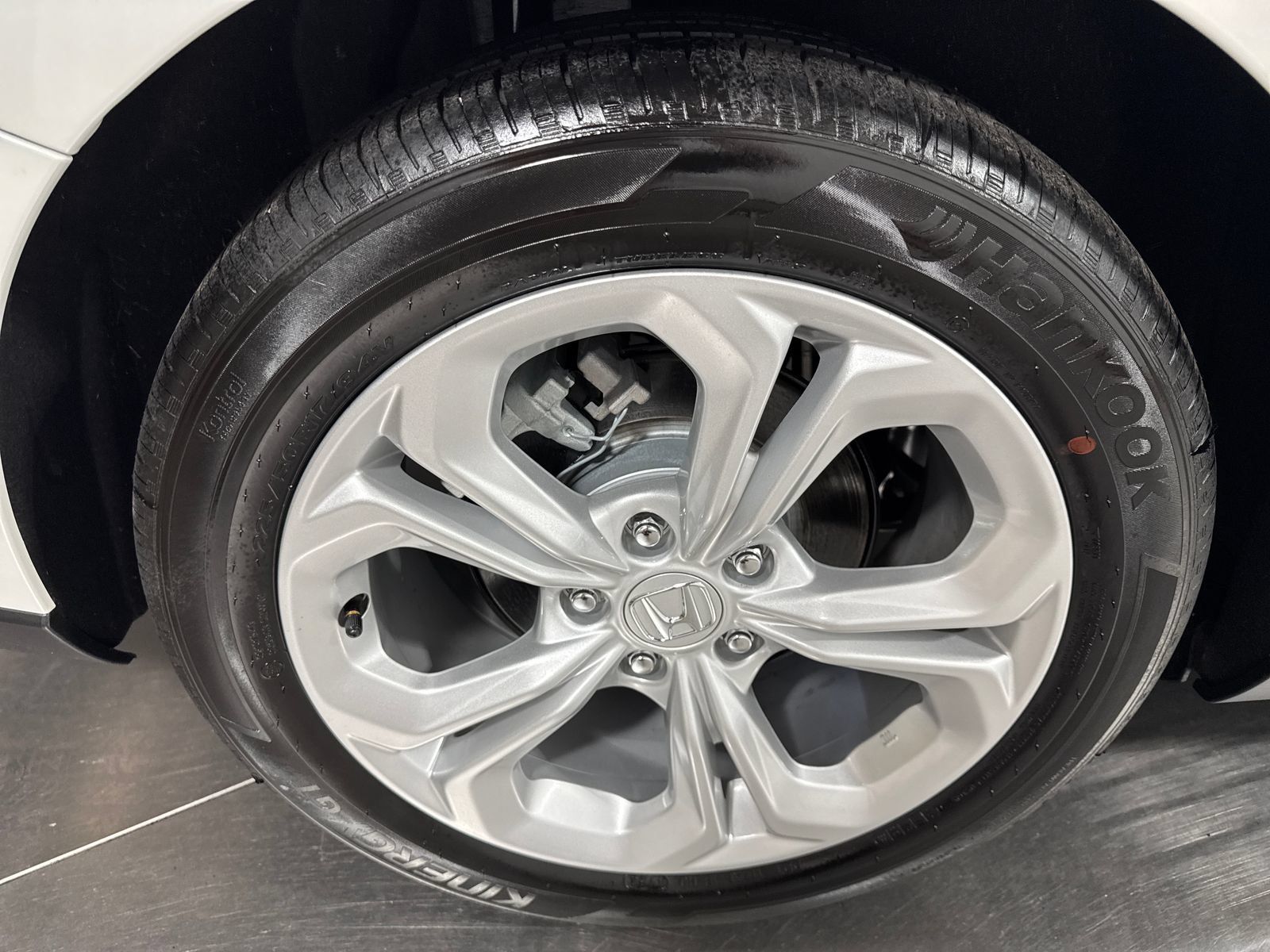 Used 2024 Honda Accord LX image 13