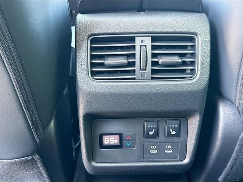 New 2026 Nissan Rogue Platinum image 27