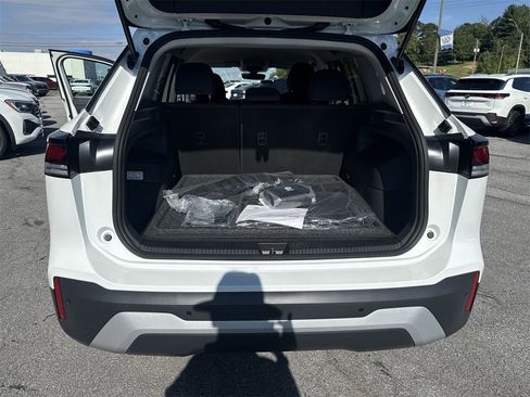 New 2025 Volkswagen Tiguan S image 39