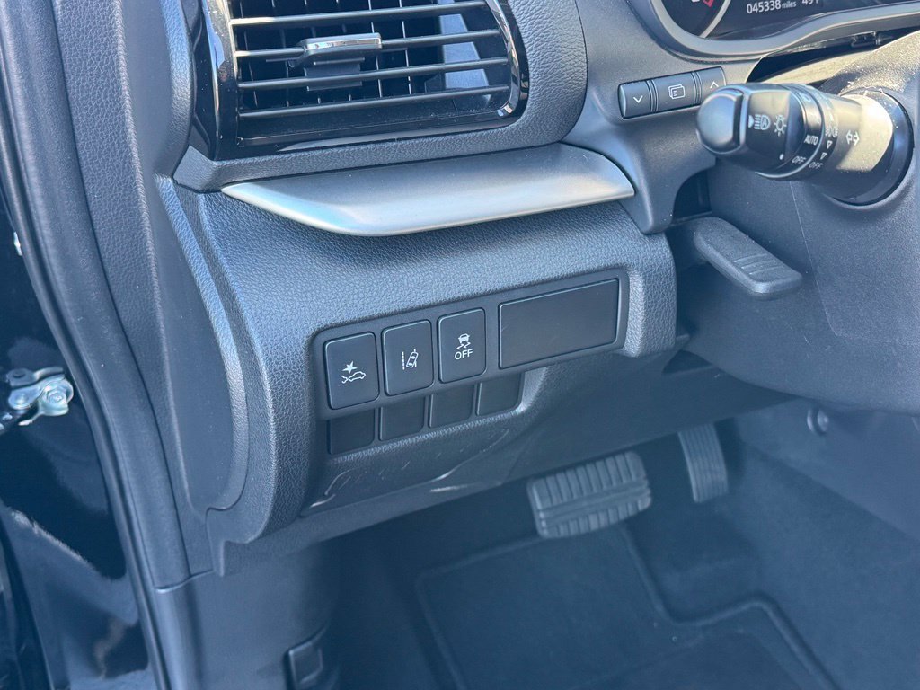 Used 2024 Mitsubishi Eclipse Cross LE AWD/4WD image 36