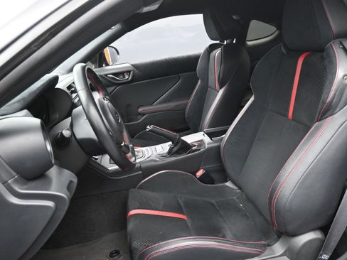 Used 2022 Subaru BRZ Limited image 17