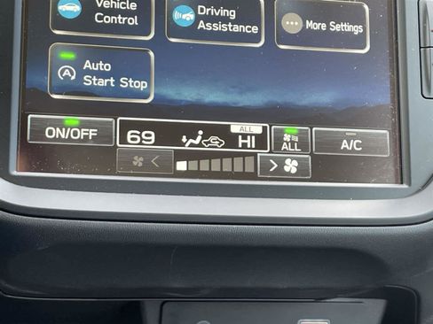 Certified 2025 Subaru Impreza 2.0i image 22