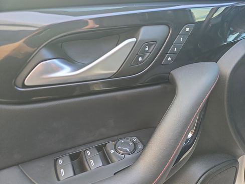 Used 2022 Chevrolet Blazer RS w/ Enhanced Convenience Package image 18