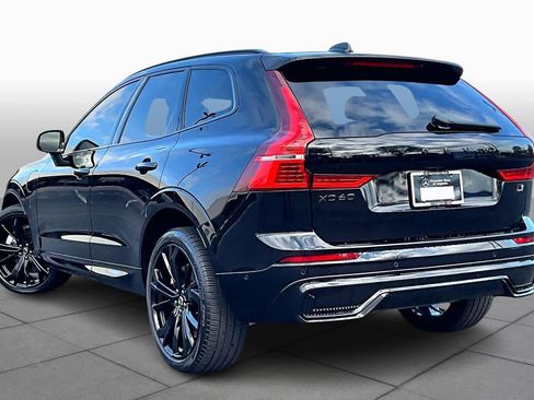 Used 2024 Volvo XC60 T8 Ultimate image 11