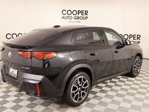 Used 2025 BMW X2 xDrive28i image 22