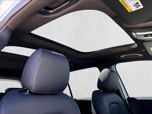 New 2026 Mercedes-Benz GLB 250 image 30