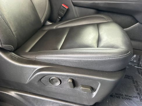 Certified 2025 Chevrolet Tahoe LT AWD/4WD image 24