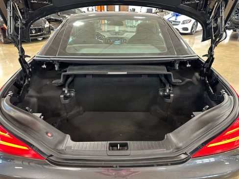 Used 2020 Mercedes-Benz SL 550 image 44