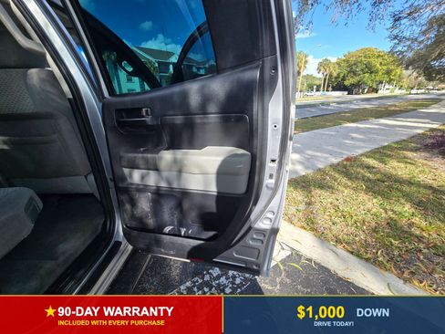 Used 2011 Toyota Tundra 2WD Double Cab image 32