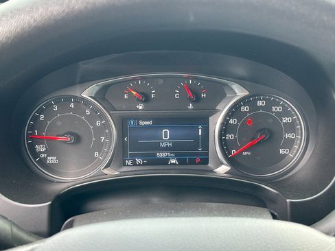 Used 2024 GMC Terrain SLE image 23