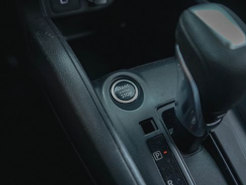 Used 2024 Nissan Kicks S image 13