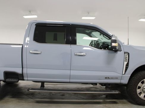 Used 2024 Ford F250 Lariat w/ Lariat Ultimate Package AWD/4WD image 11