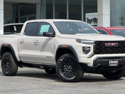 New 2026 GMC Canyon Elevation w/ Convenience Package