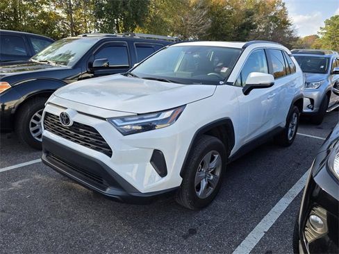 Used 2023 Toyota RAV4 XLE image 14