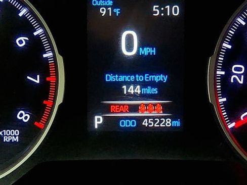 Used 2022 Toyota RAV4 LE FWD image 56