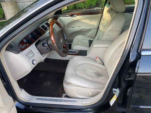 Used 2011 Buick Lucerne Super FWD image 10
