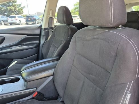 Used 2019 Nissan Murano SV AWD/4WD image 18