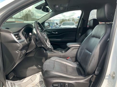 Used 2018 GMC Acadia SLT image 16