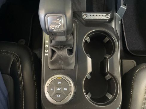 Certified 2025 Ford Bronco Badlands AWD/4WD image 26