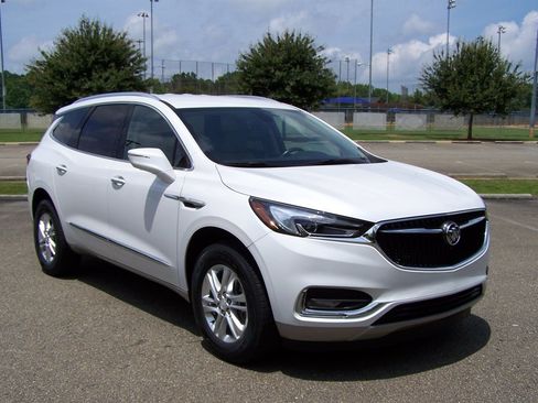 Used 2021 Buick Enclave Essence FWD image 3