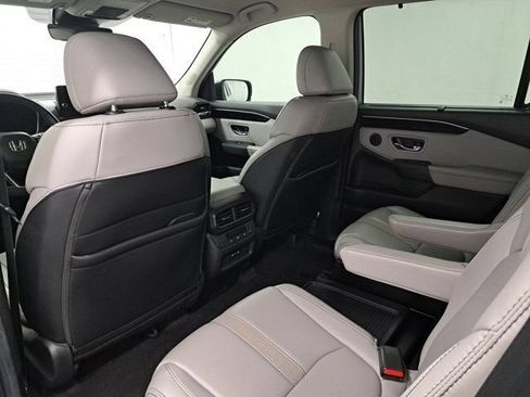 Certified 2024 Honda Pilot EX-L image 13
