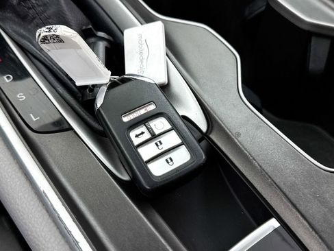Used 2018 Honda Accord EX image 35