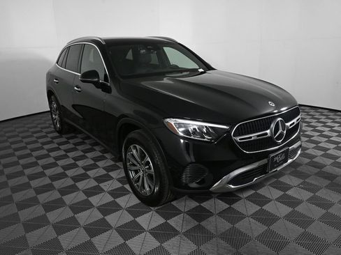 Certified 2024 Mercedes-Benz GLC 300 4MATIC image 23