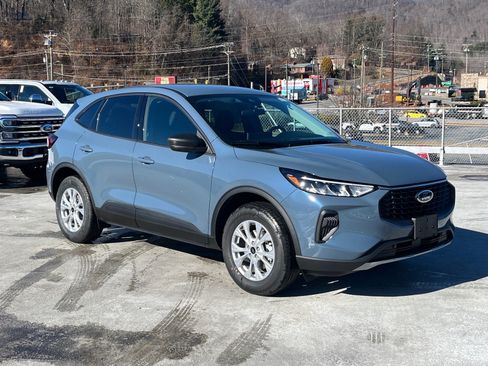 New 2026 Ford Escape Active w/ Tech Pack #1 AWD/4WD image 1