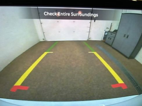 Used 2025 Chrysler Pacifica Select image 20