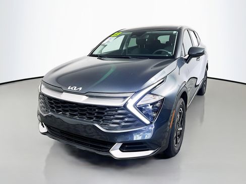 Used 2023 Kia Sportage LX image 10