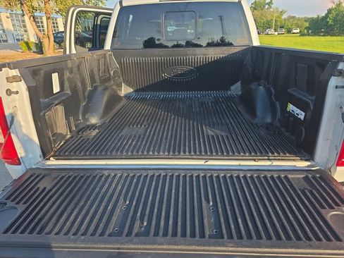 Used 2022 Ford F150 XLT w/ Equipment Group 302A High AWD/4WD image 13